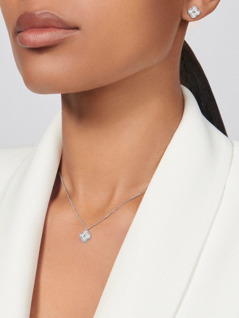 Replicate Sweet Alhambra pendant(1:1 replica)