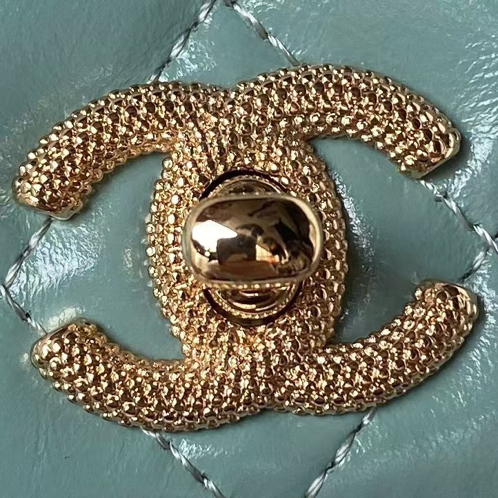 Replicate Chanel 24P AP3803 Shiny Crinkled Lambskin Chain Clutch Pearl Handle Green(1:1 replica)