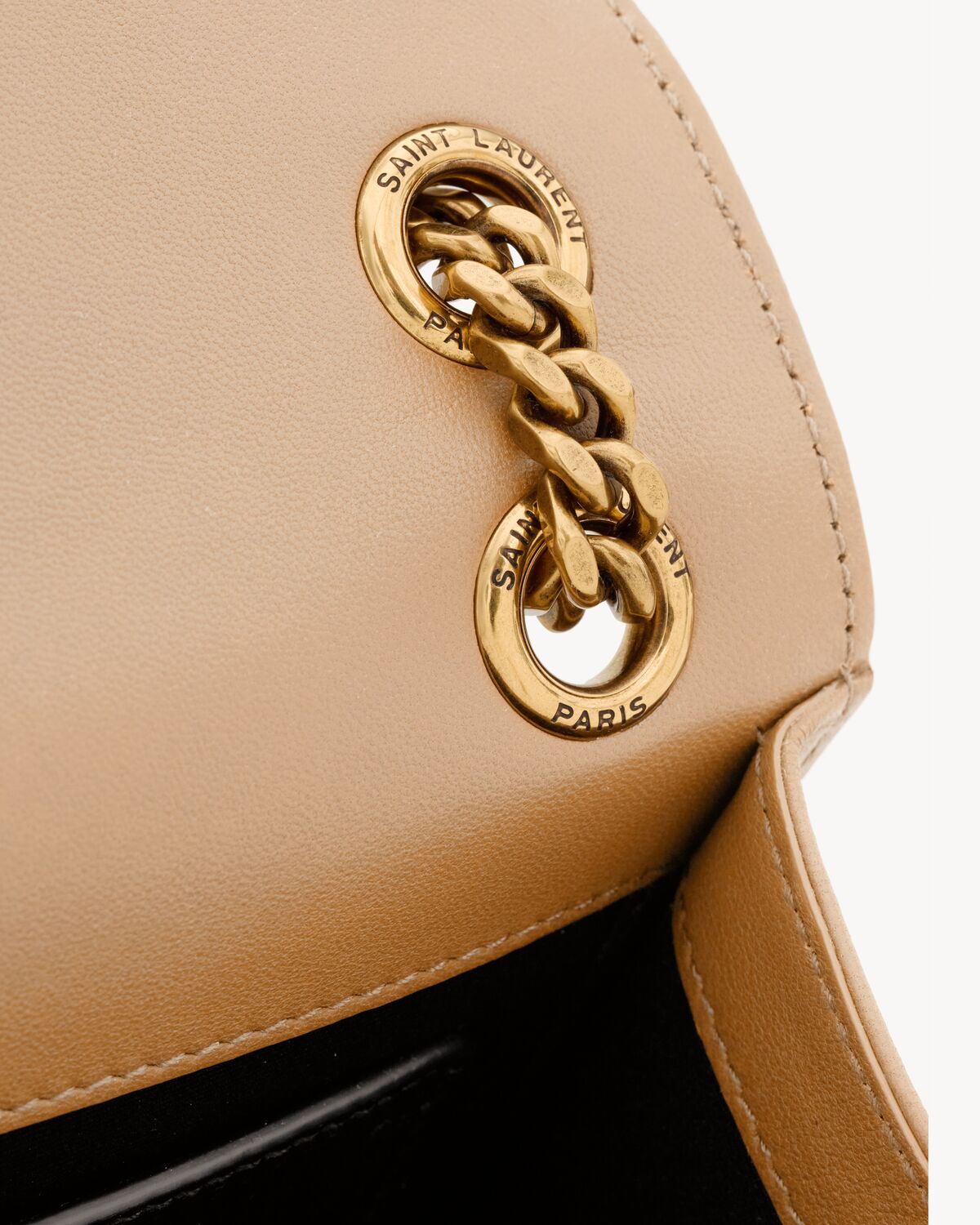 Replicate YSL ENVELOPE Medium in MATELASSÉ Lambskin(1:1 replica)