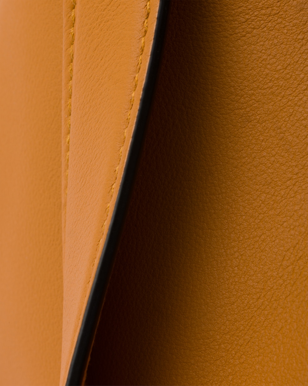 Replicate Prada Aimée Medium Leather Shoulder Bag(1:1 replica)