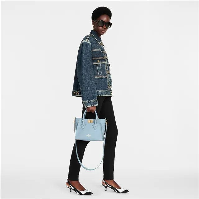 Replicate On My Side PM M59432 (1:1Replicate )(1:1 replica)