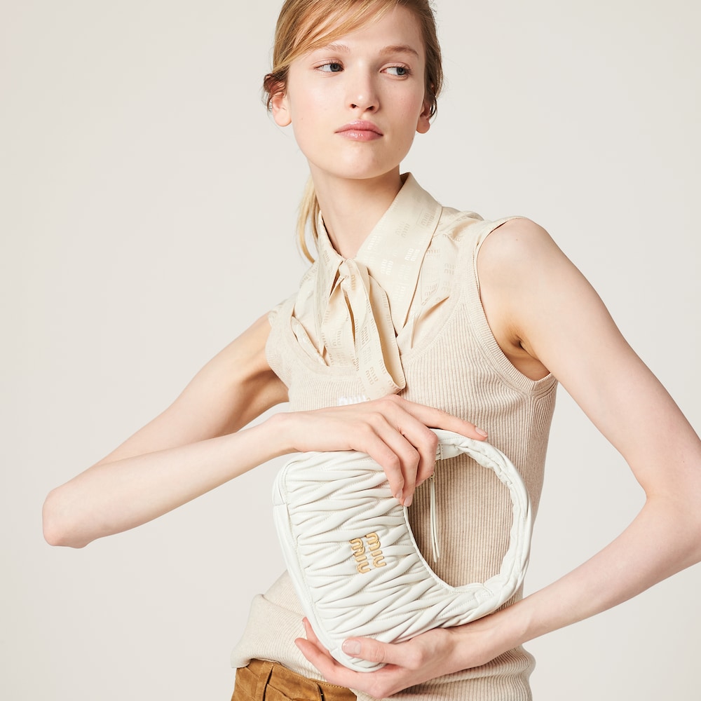 Replicate Wander matelassé nappa leather hobo bag(1:1 replica)