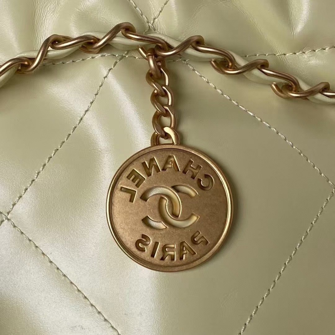 Replicate Chanel 22 Hobo Bag 24C AS4486 Gold Metallic Yellow Shiny Calfskin New Edition Horizontal(1:1 replica)