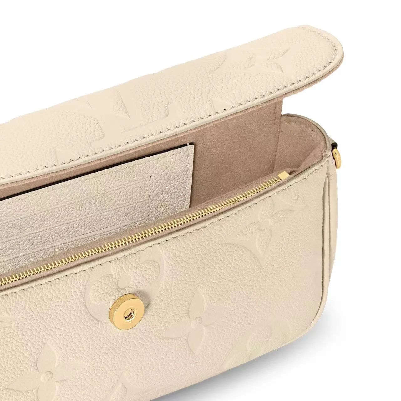 Replicate Wallet on Chain Ivy M82210 (1:1Replicate )(1:1 replica)