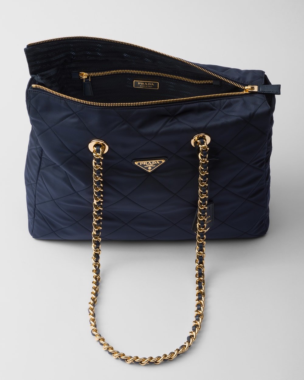 Replicate Prada Re-Edition 1995 Chaîne Large Re-Nylon Bag(1:1 replica)