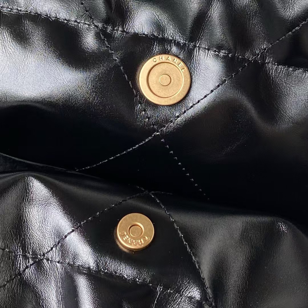 Replicate Chanel 22 Hobo Bag 24C AS4486 Gold Metallic Black Shiny Calfskin New Edition Horizontal(1:1 replica)