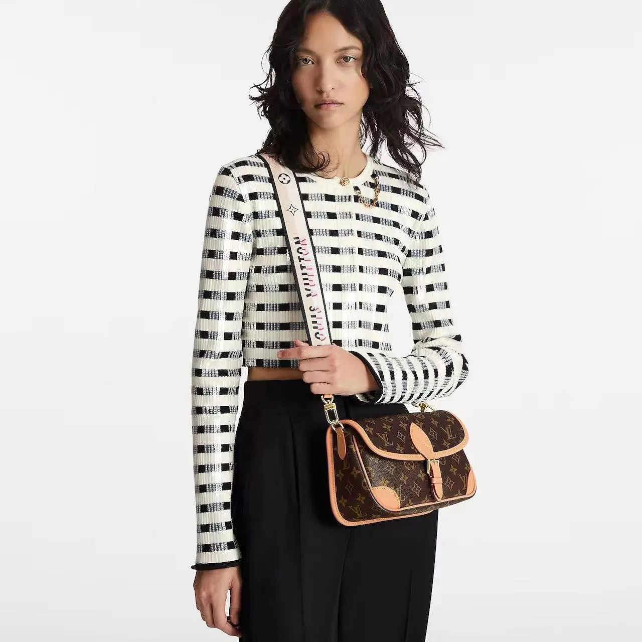 Replicate Diane M45985 (1:1Replicate )(1:1 replica)