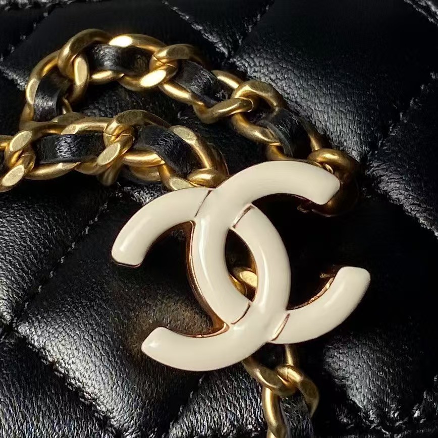 Replicate Chanel AP3941 Mini Vanity Case Lambskin Enamel   Gold-Tone Metal Black(1:1 replica)