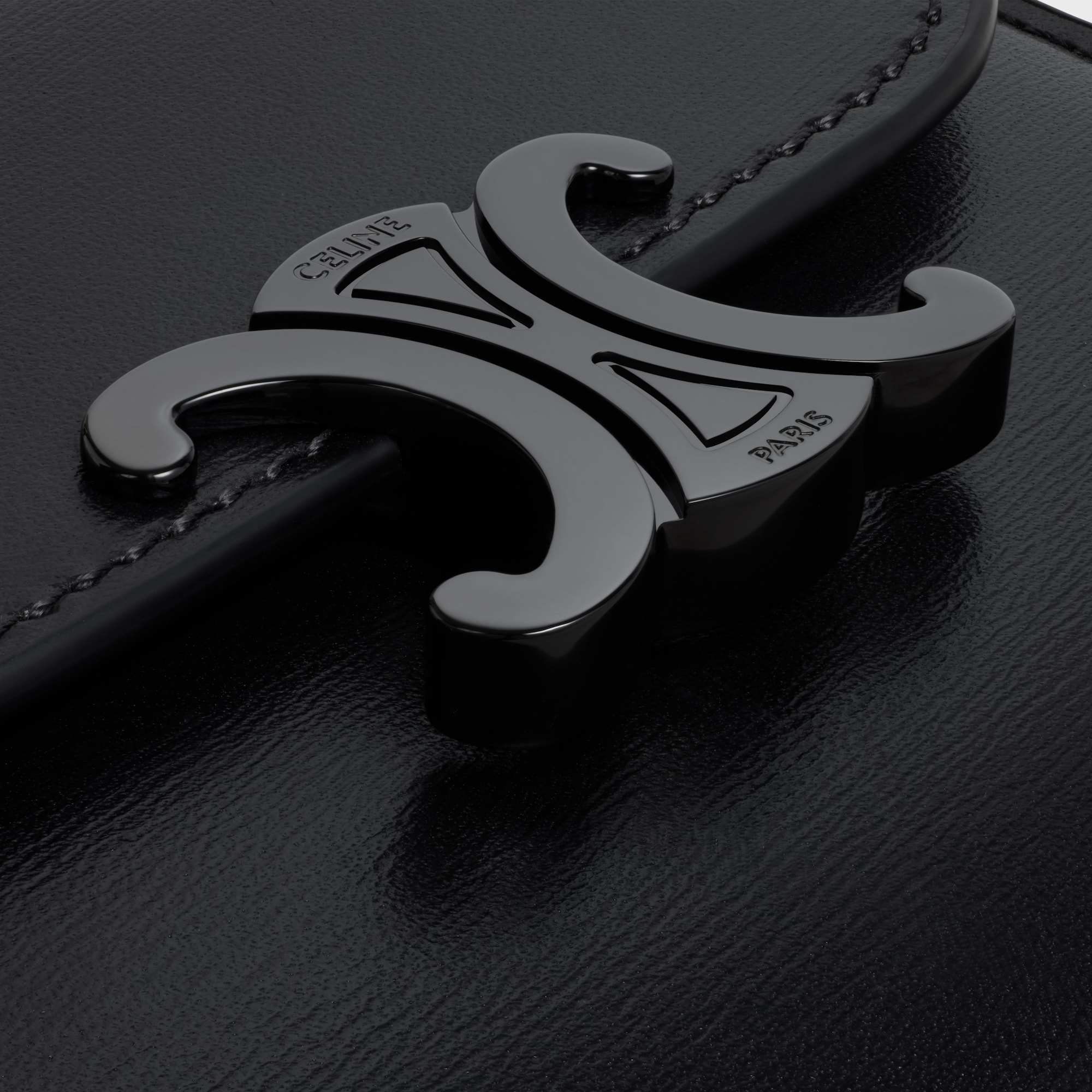 Replicate SMALL FLAP WALLER TRIOMPHE IN SHINY CALFSKIN BLACK / BLACK(1:1 replica)