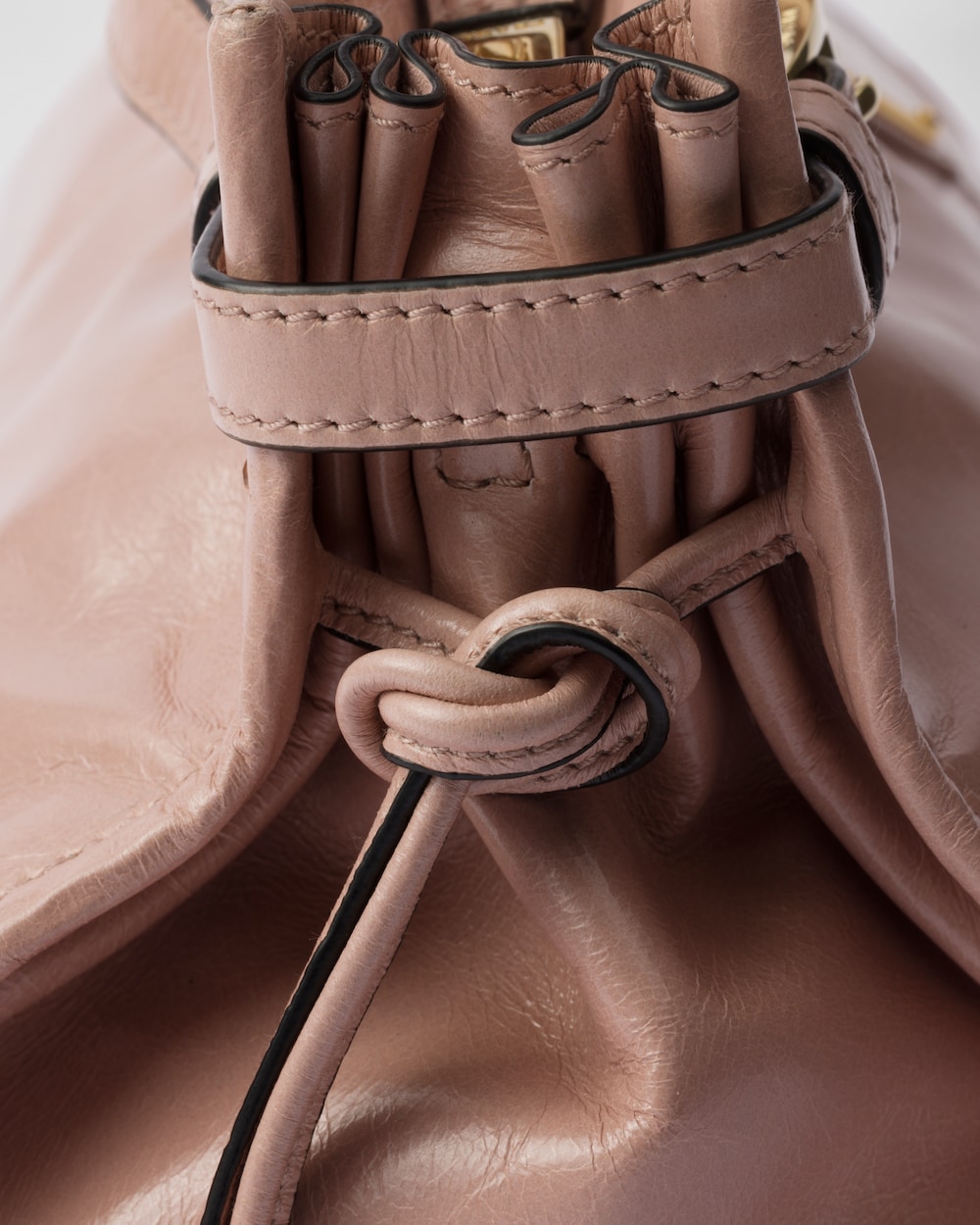 Replicate Prada Bonnie Medium Leather Handbag(1:1 replica)