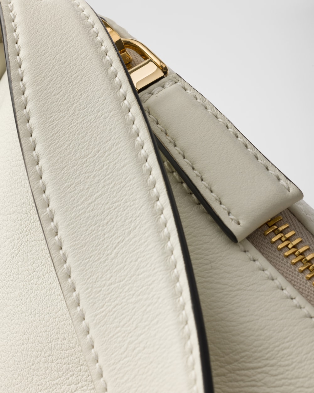 Replicate Prada Aimée Large Leather Shoulder Bag(1:1 replica)