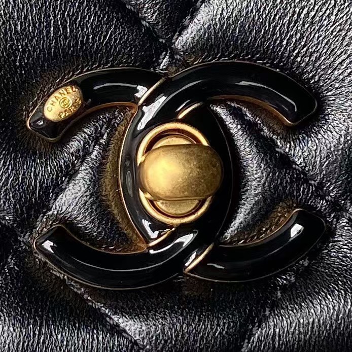 Replicate Chanel AS4973 Mini Flap Bag Shiny Lambskin Enamel   Gold Metal Black(1:1 replica)