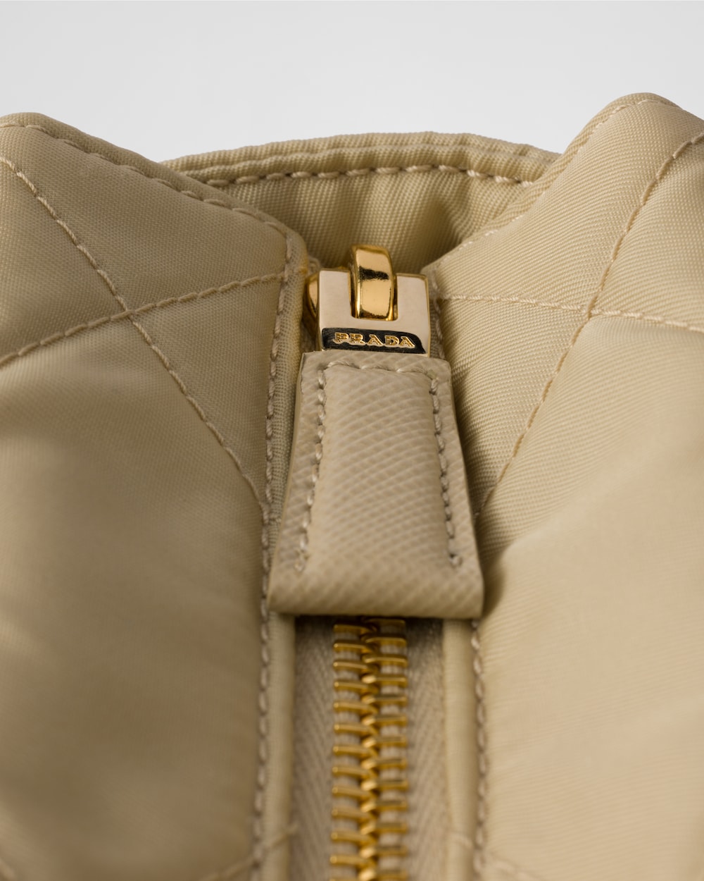 Replicate Prada Re-Edition 1995 Chaîne Re-Nylon Tote Bag(1:1 replica)