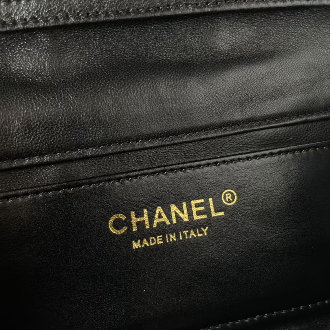 Replicate Chanel 24B AS5129 Metallic Lambskin Butterfly Evening Bag Black(1:1 replica)
