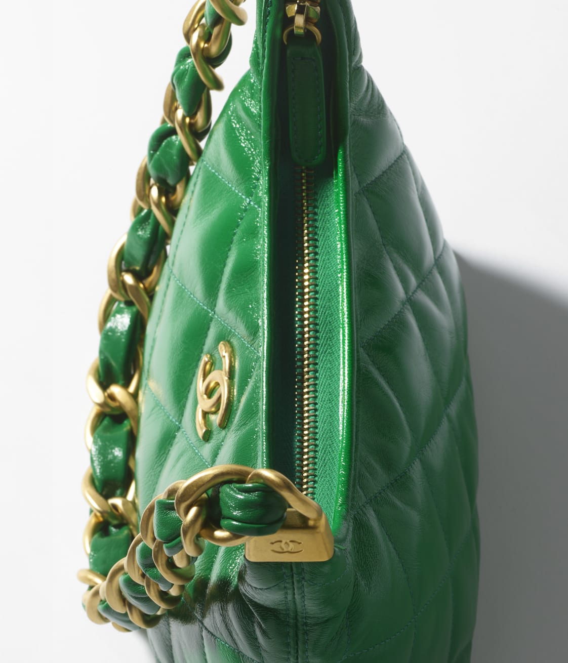 Replicate CHANEL SMALL HOBO BAG(1:1 replica)