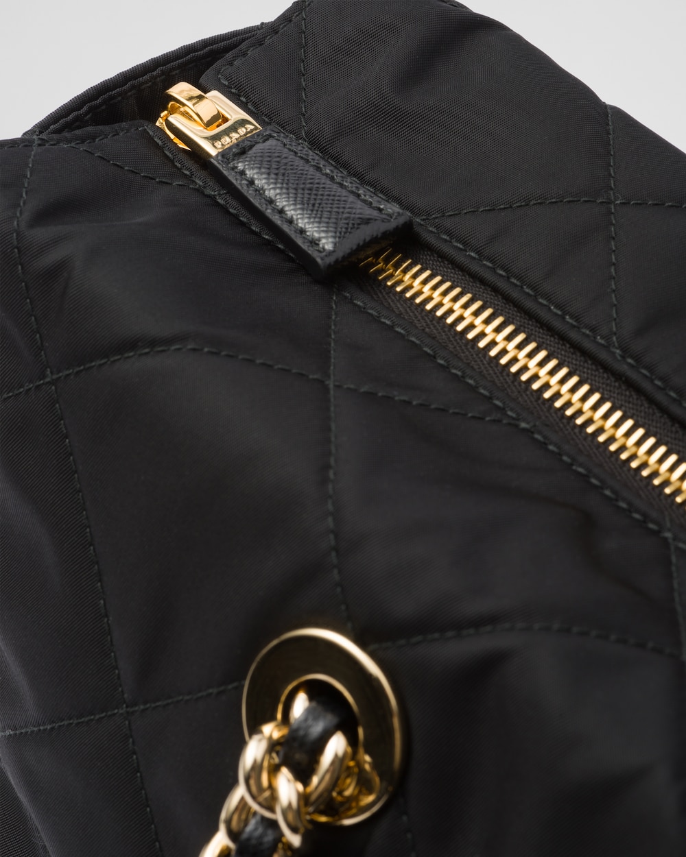 Replicate Prada Re-Edition 1995 Chaîne Large Re-Nylon Bag(1:1 replica)