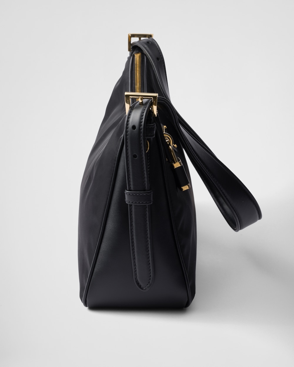 Replicate Prada Aimée Large Re-Nylon and Leather Shoulder Bag With Padlock(1:1 replica)