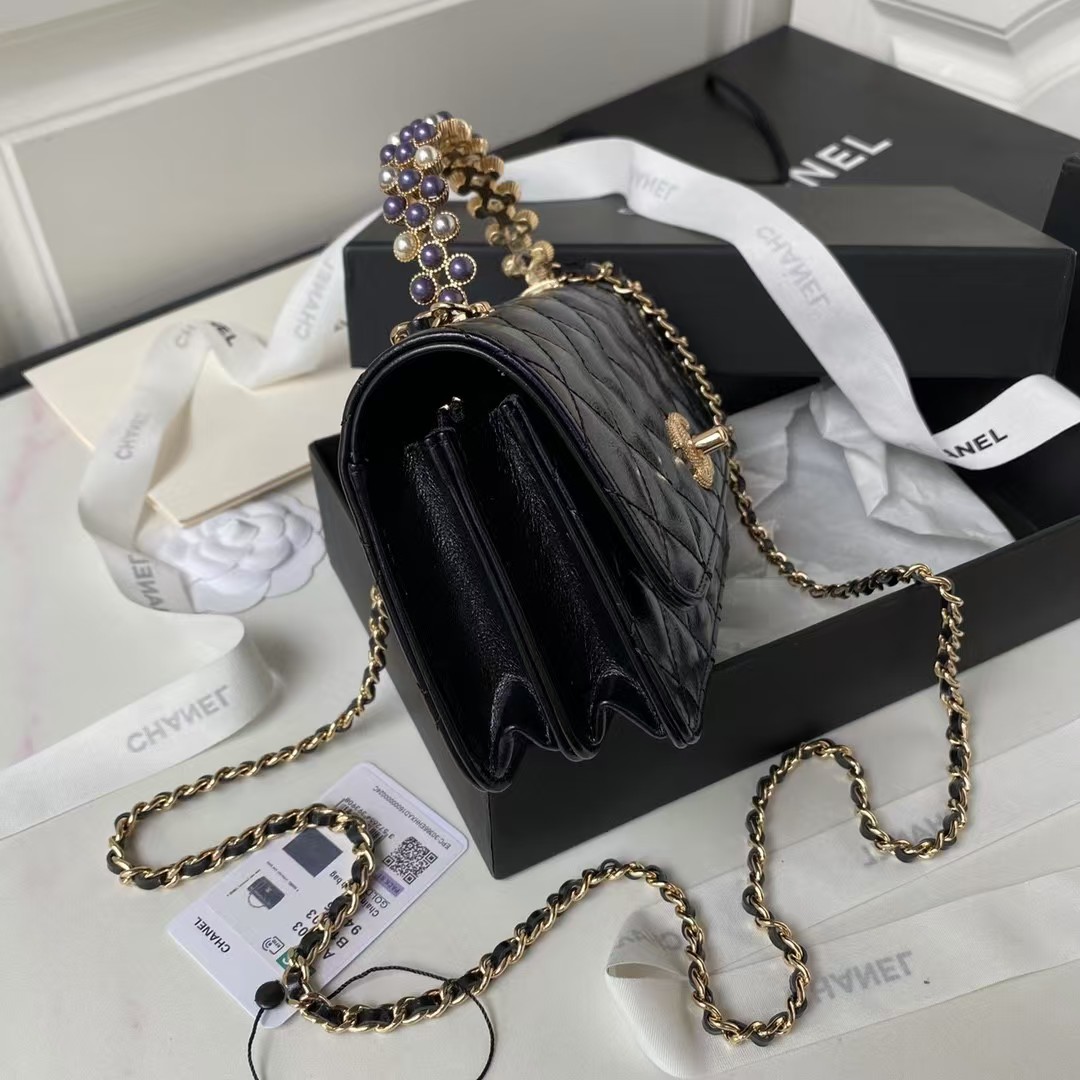 Replicate Chanel 24P AP3803 Shiny Crinkled Lambskin Chain Clutch Pearl Handle Black(1:1 replica)