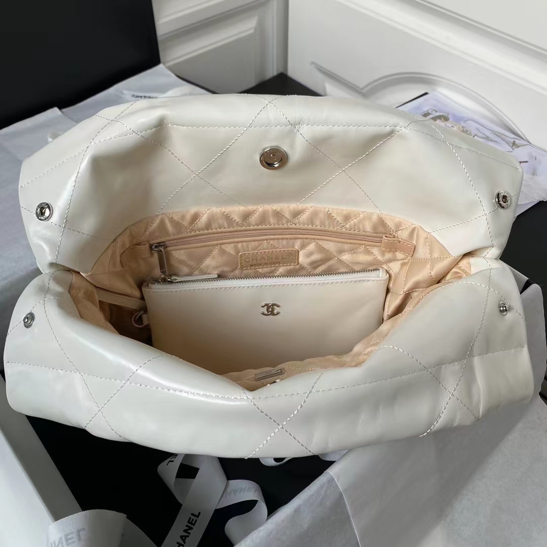 Replicate Chanel 22 AS3260 Small Bag White Calfskin Silver Gradient Hardware(1:1 replica)