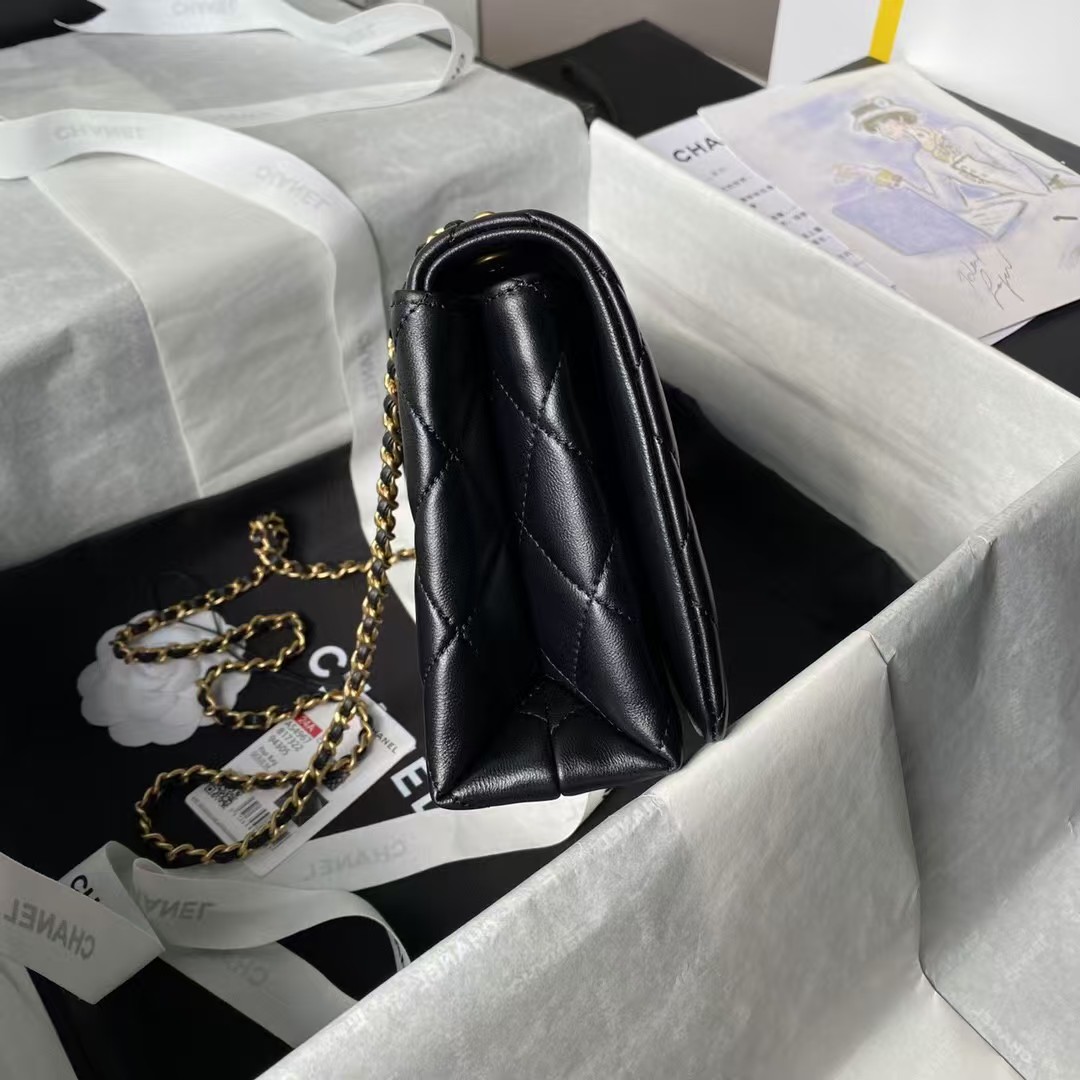 Replicate Chanel AS4967 Small Flap Bag Shiny Lambskin Enamel   Gold Metal Black(1:1 replica)