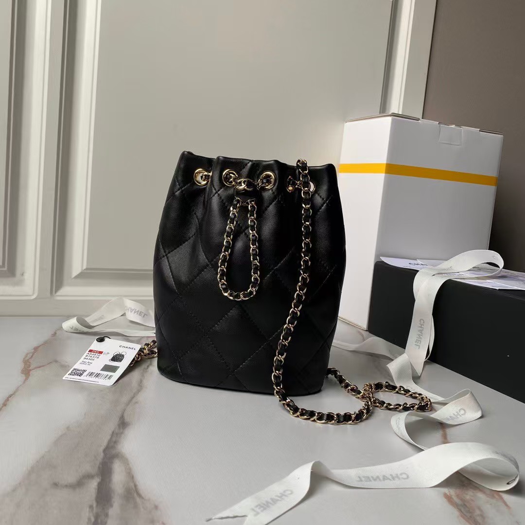 Replicate Chanel 24S AS4810 Medium CC Drawstring Backpack Shiny Lambskin Light Gold Hardware Black(1:1 replica)