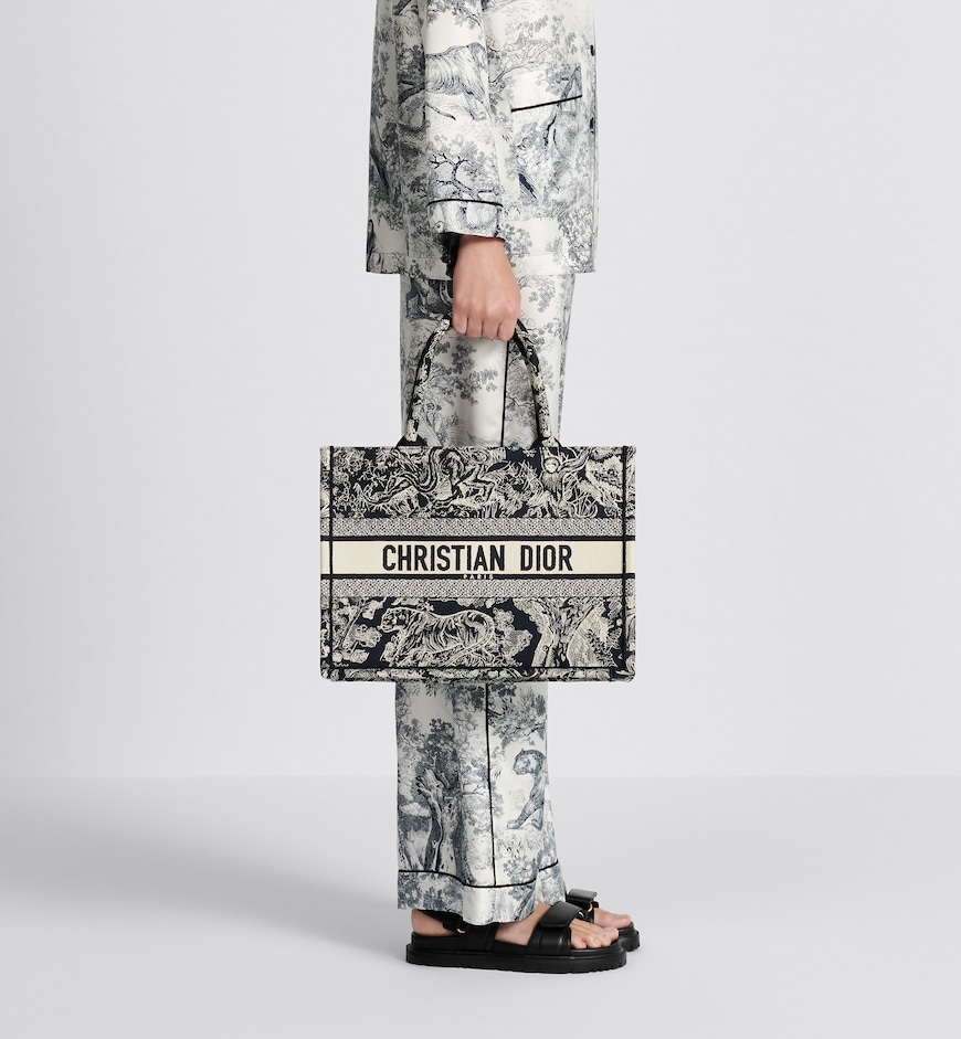 Replicate Dior Medium Dior Book Tote 36 CM(1:1 replica)