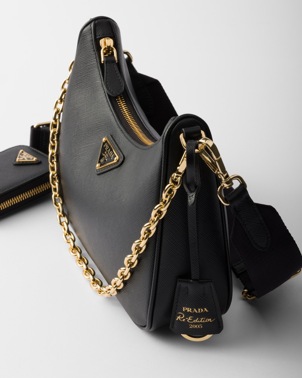 Replicate Prada Re-Edition 2005 Saffiano Leather Bag(1:1 replica)