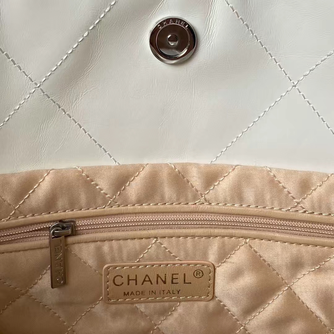 Replicate Chanel 22 AS3260 Small Bag White Calfskin Silver Gradient Hardware(1:1 replica)