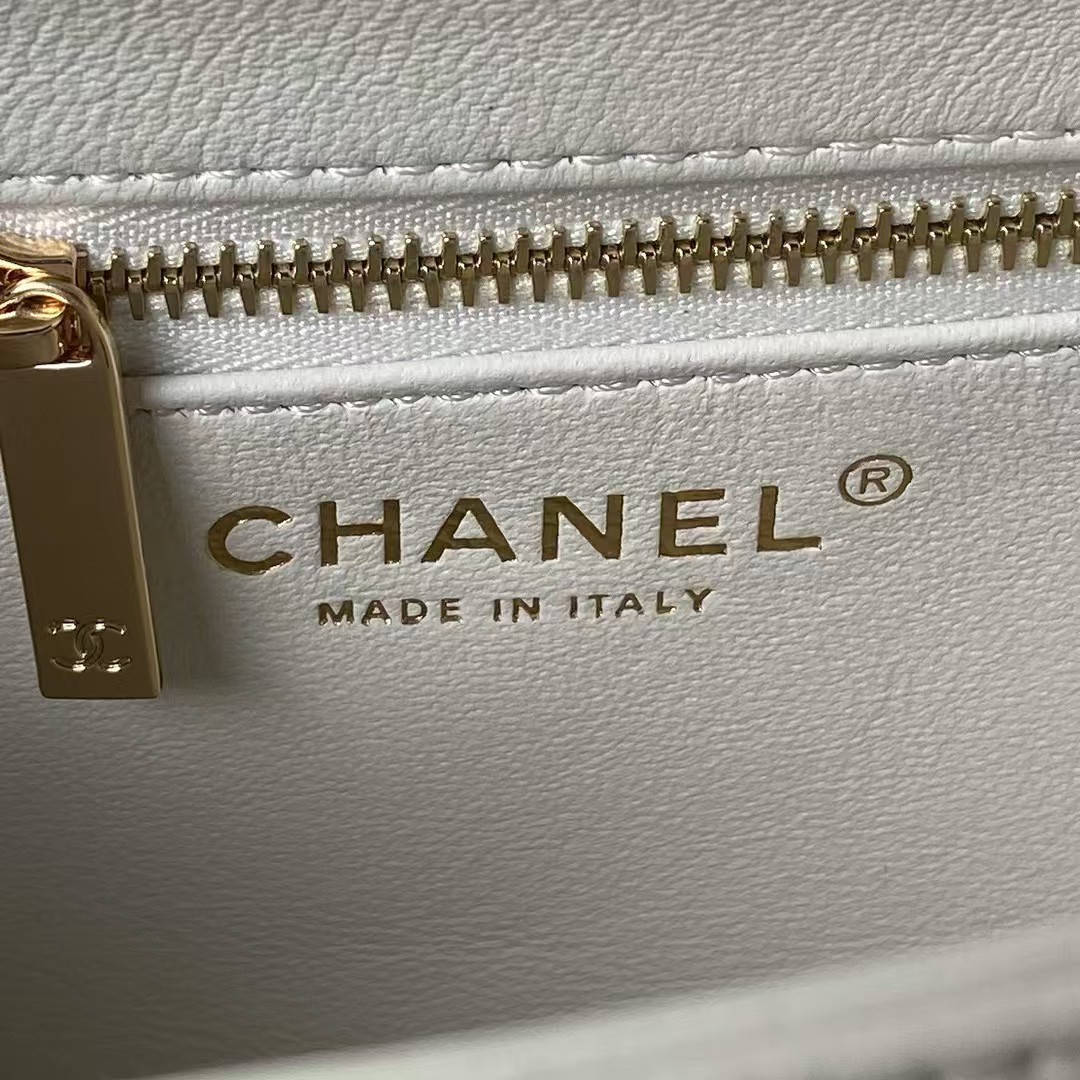 Replicate Chanel AS4654 Mini Fashion CC Flap Bag White Lambskin Light Gold Hardware(1:1 replica)