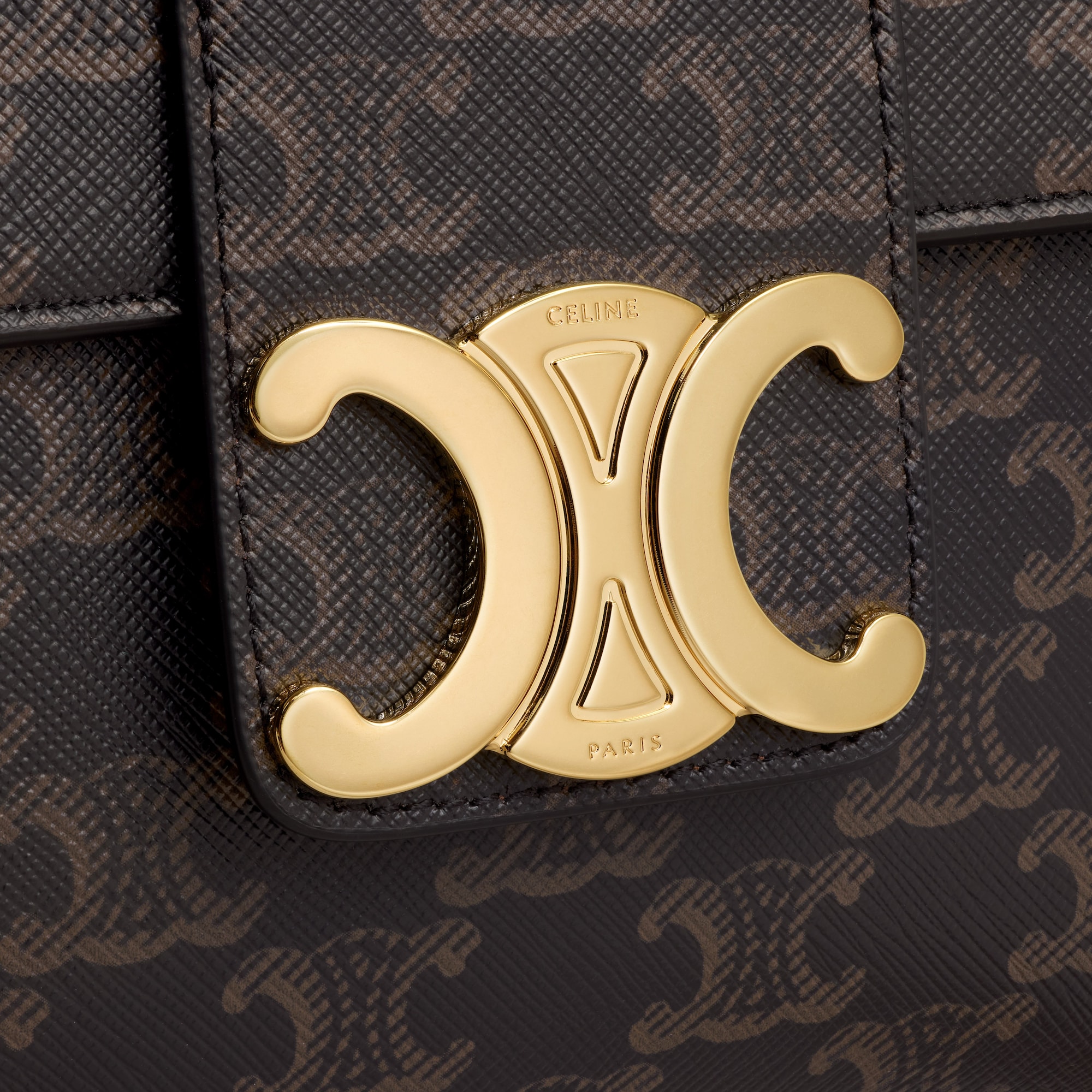 Replicate LARGE CELINE VICTOIRE BAG IN TRIOMPHE CANVAS(1:1 replica)