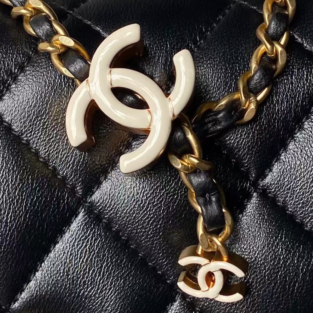 Replicate Chanel AS4973 Mini Flap Bag Shiny Lambskin Enamel   Gold Metal Black(1:1 replica)