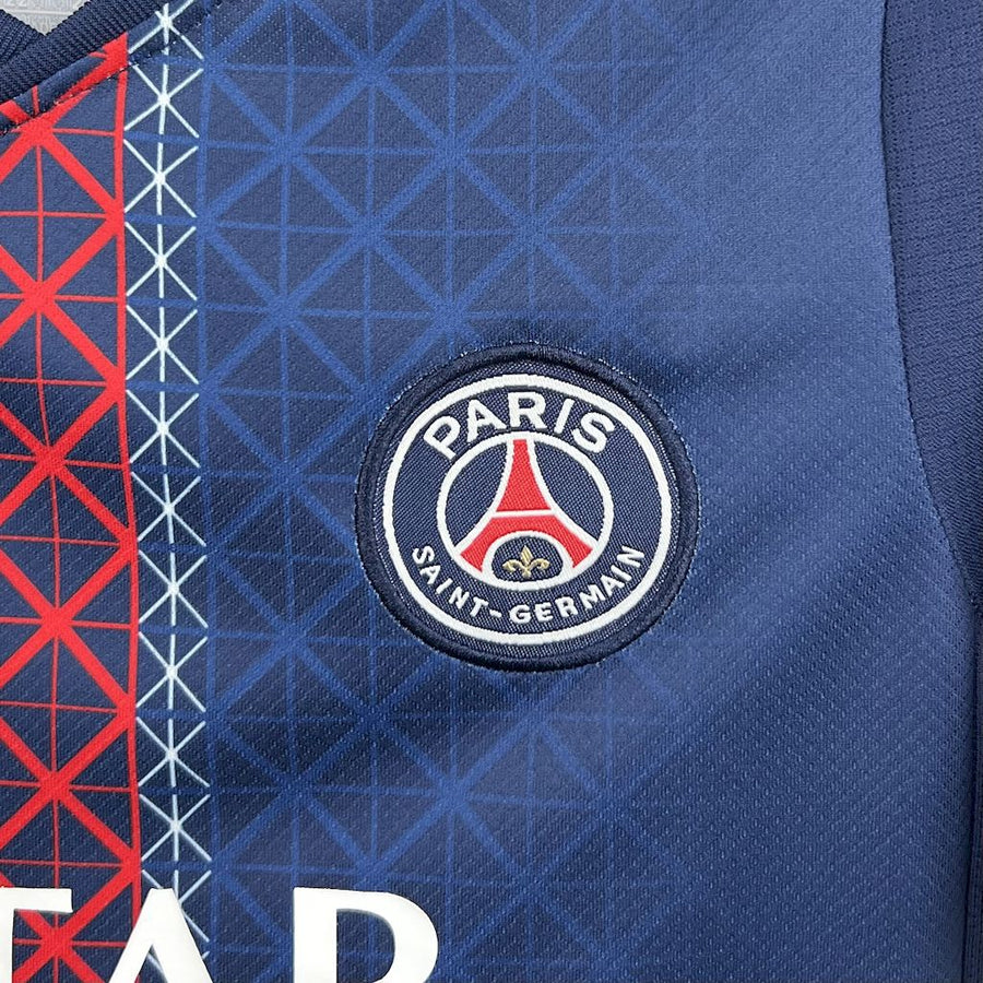 Paris Home 25/26 Kit Kids