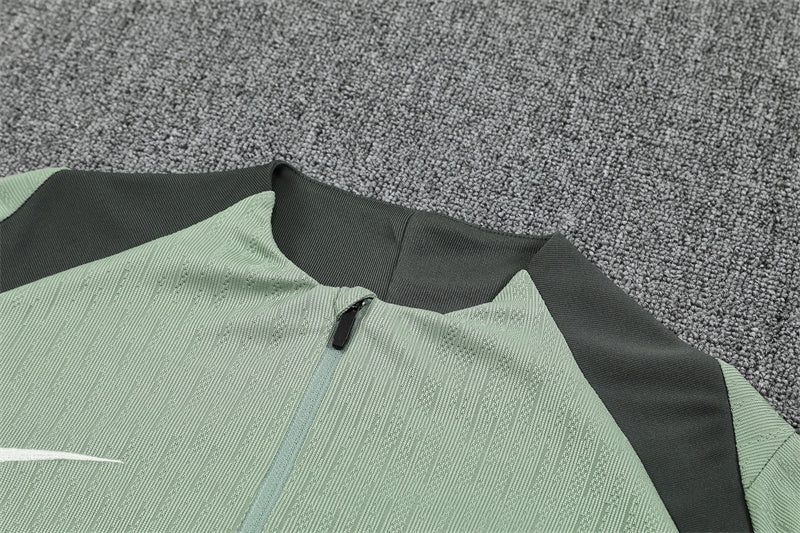 Tracksuit Chelsea Light Green Training 25/26