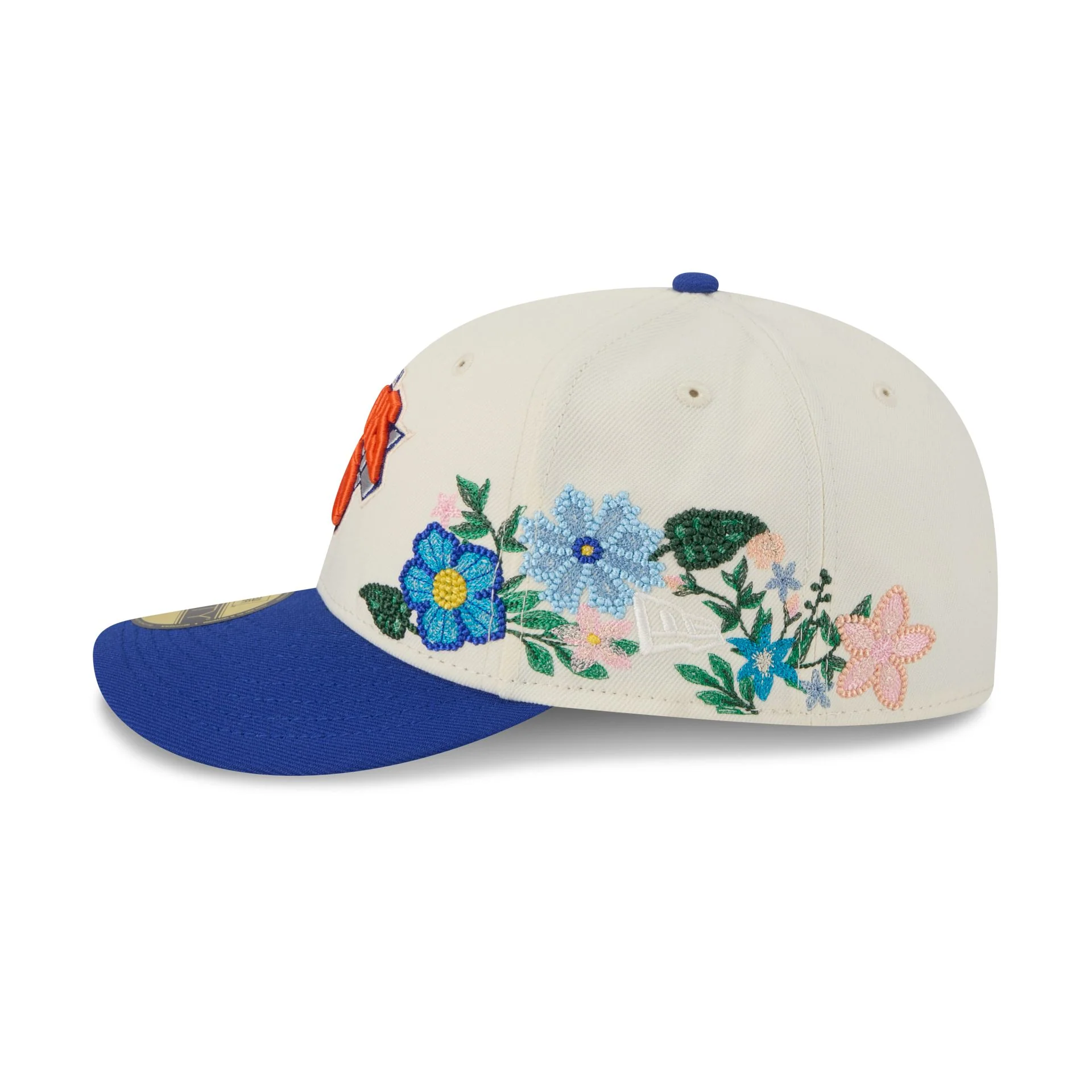 New York Knicks Tonal Florals White 59FIFTY Fitted Hat