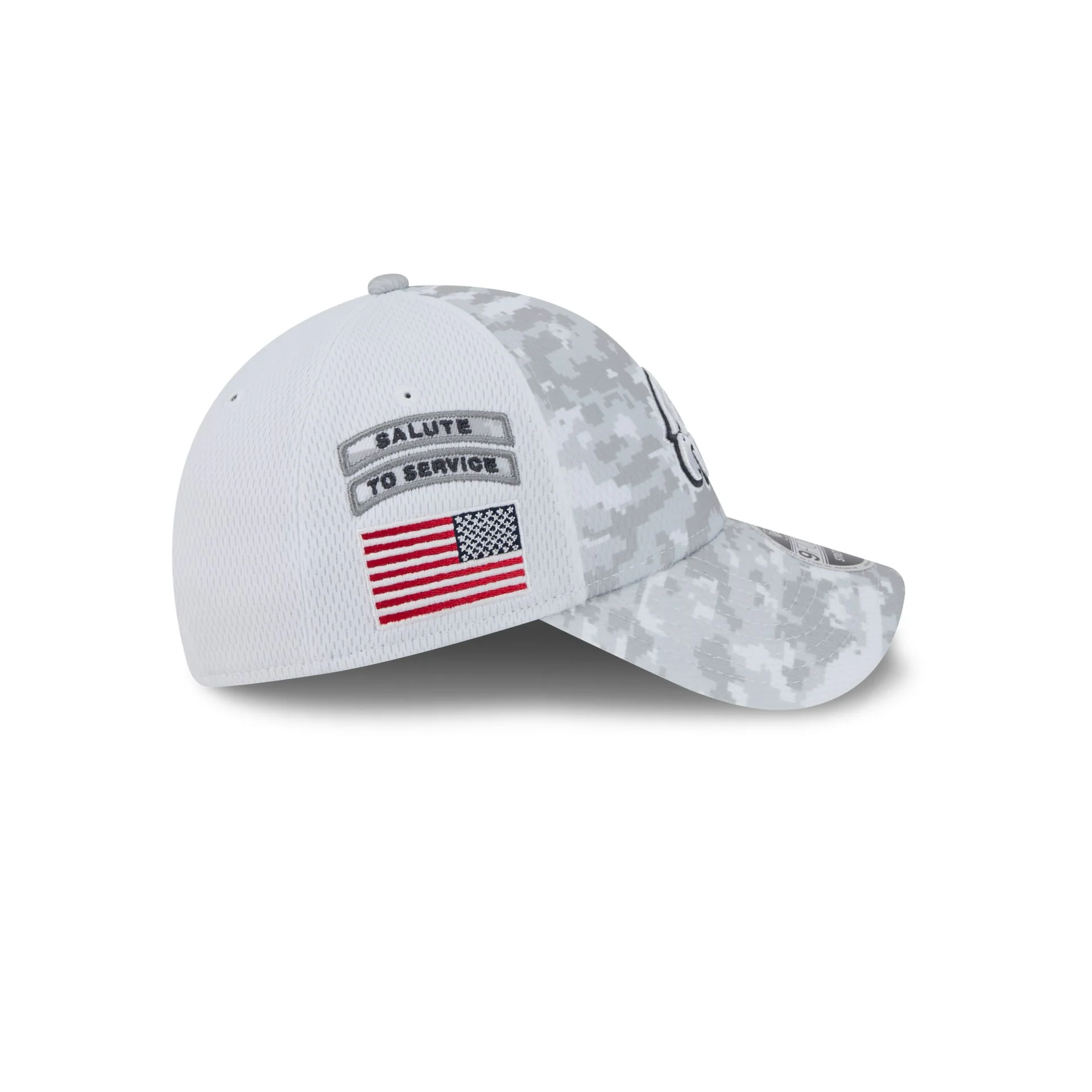 Philadelphia Eagles 2024 Salute to Service 9FORTY Stretch-Snap Hat