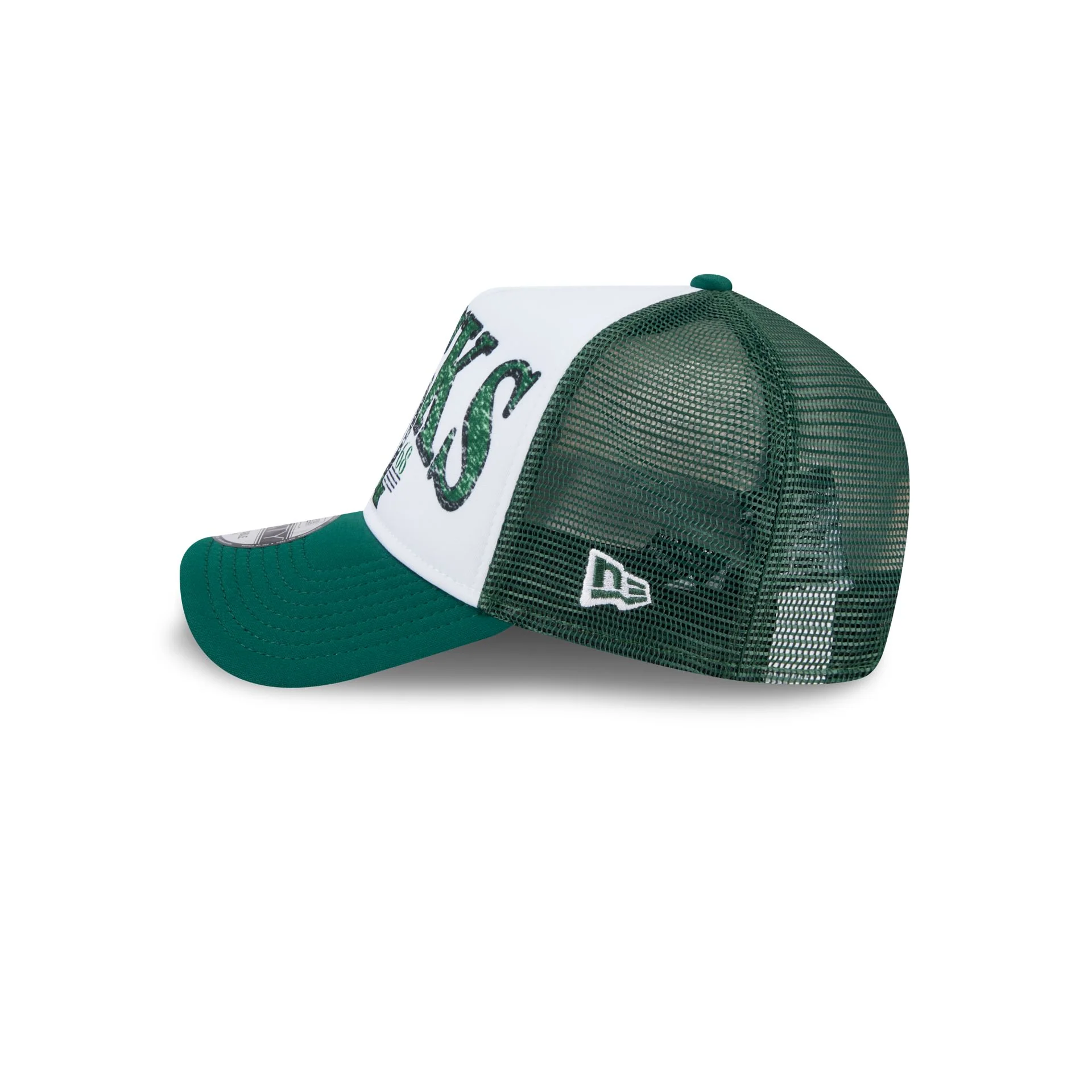 Milwaukee Bucks Distressed 9FORTY A-Frame Trucker Hat