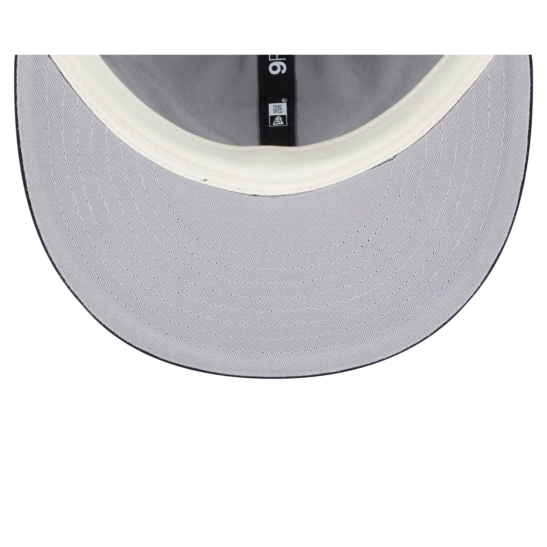 Chicago Bulls Cotton Canvas Retro Crown 9FIFTY Adjustable Hat