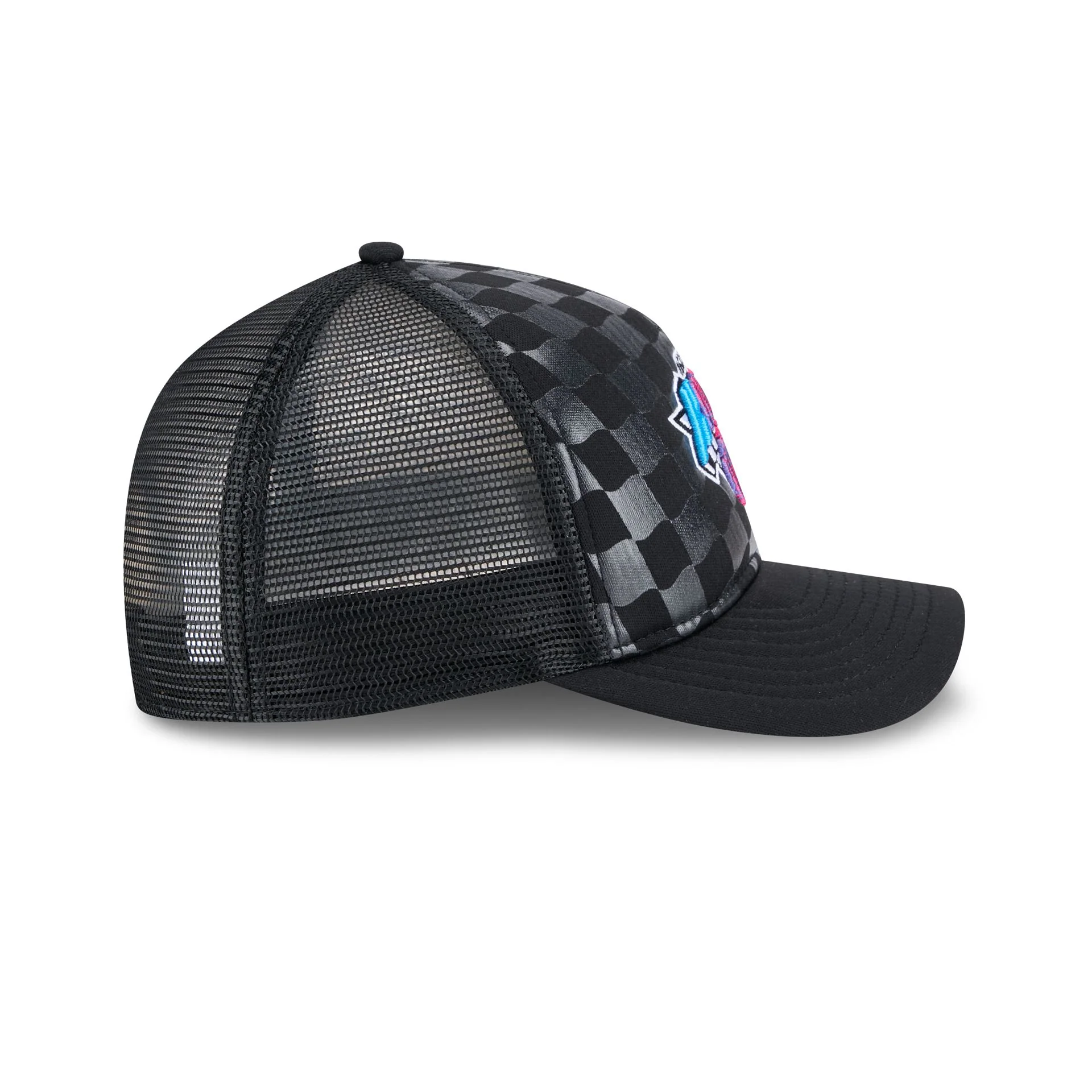 New York Knicks Gradient Raceway 9FORTY M-Crown A-Frame Trucker Hat