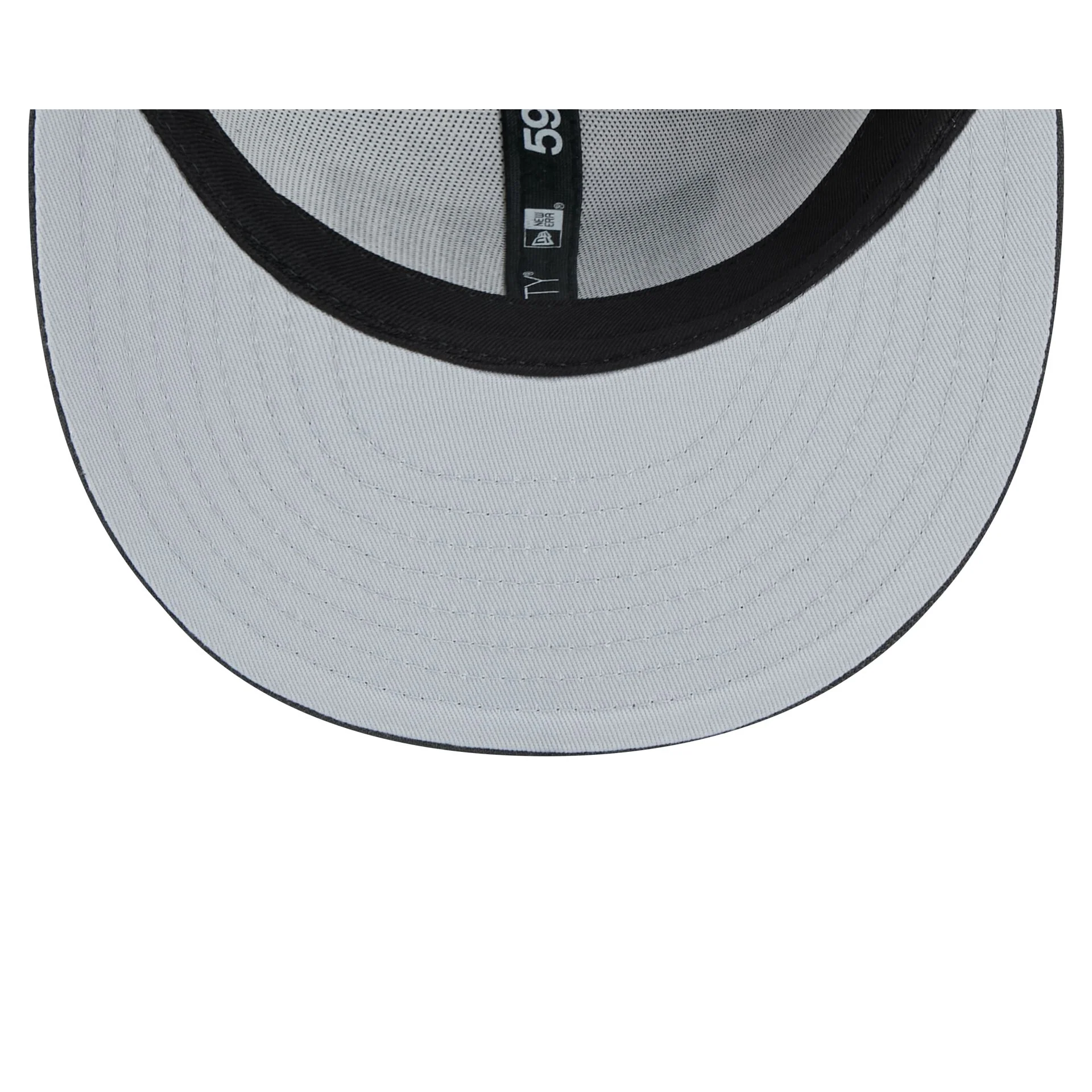 New York Giants 2024 Salute to Service 59FIFTY Fitted Hat