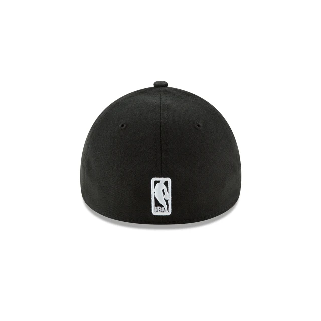 Chicago Bulls Team Classic 39THIRTY Stretch Fit Hat
