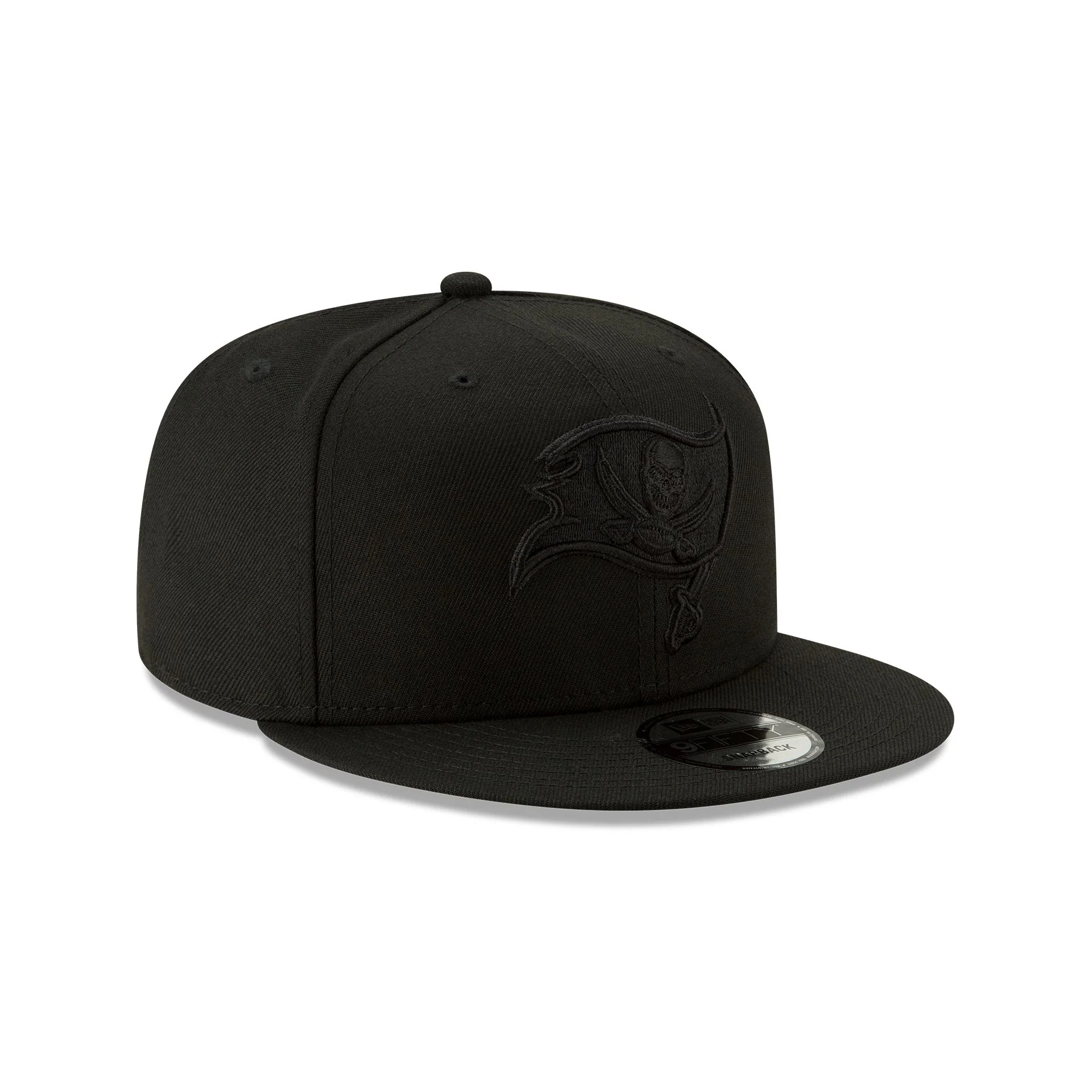 Tampa Bay Buccaneers Basic Black on Black 9FIFTY Snapback