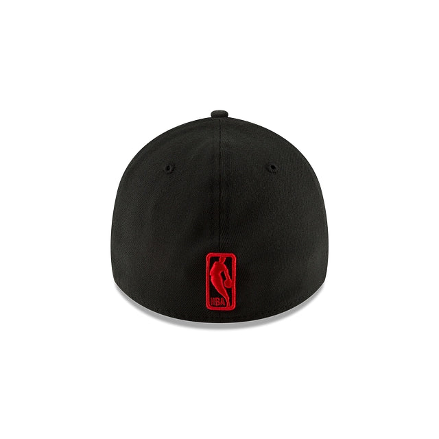 Toronto Raptors Team Classic 39THIRTY Stretch Fit Hat
