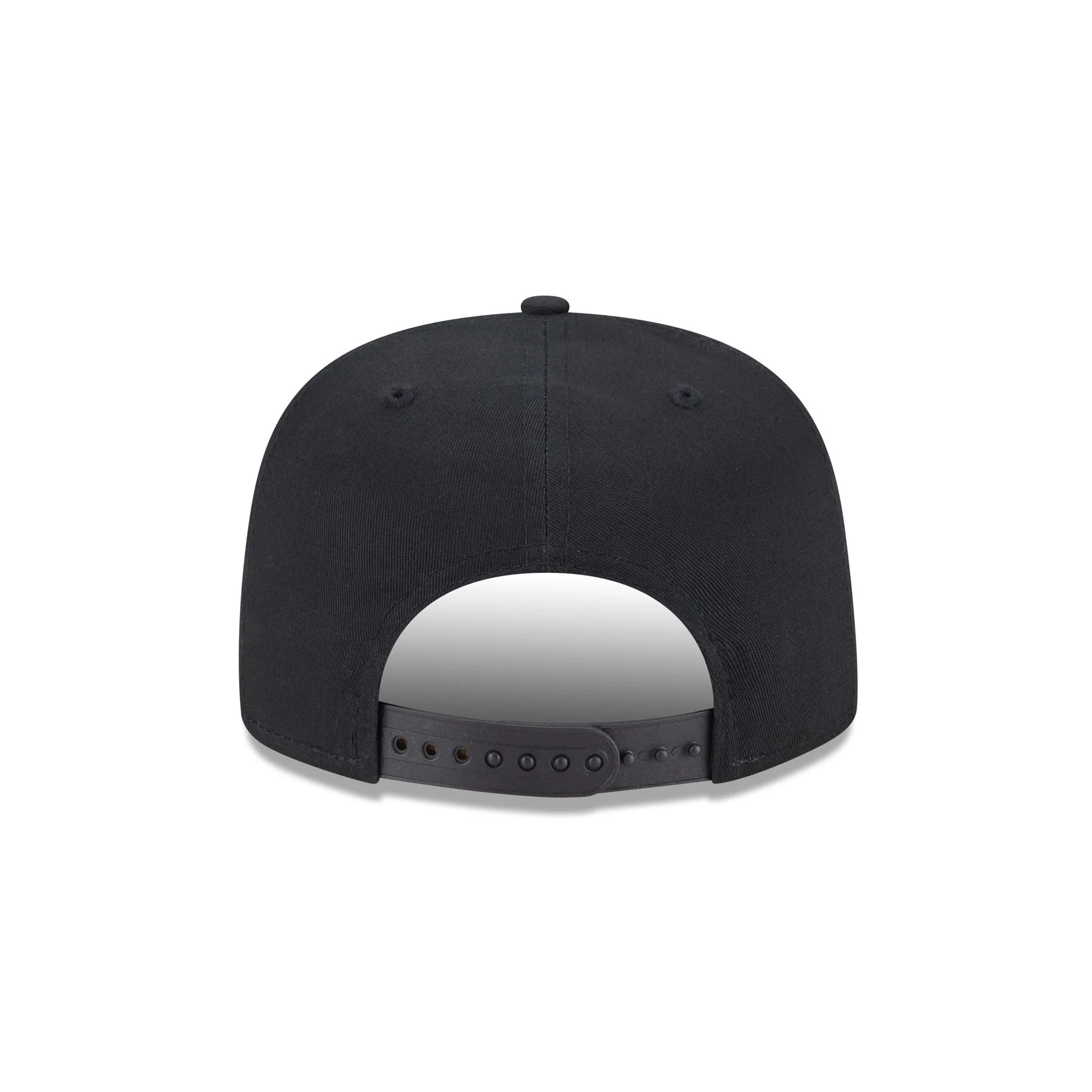 Chicago Bulls Team Text Golfer Hat