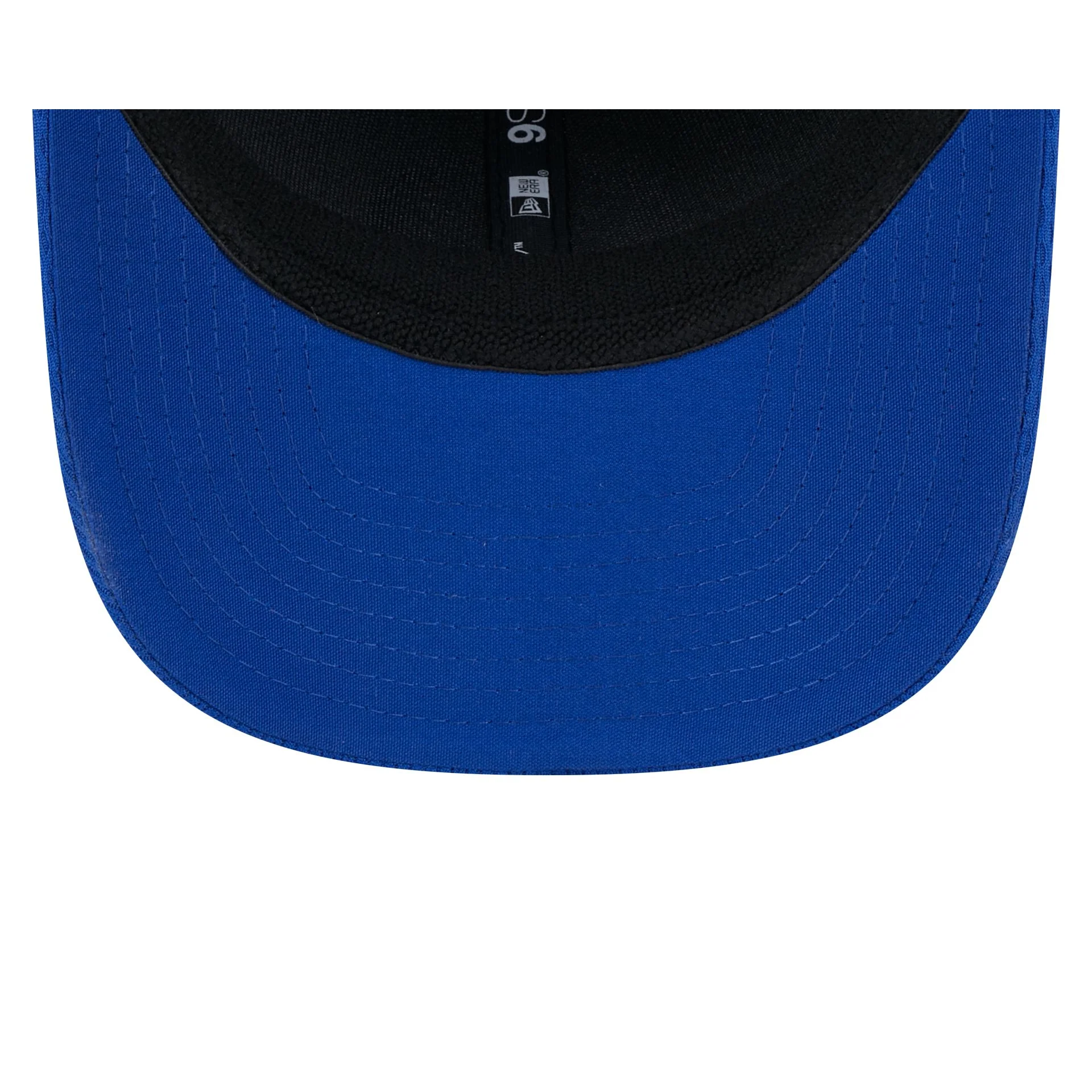 New York Giants 2024 Sideline 9SEVENTY Stretch-Snap Hat