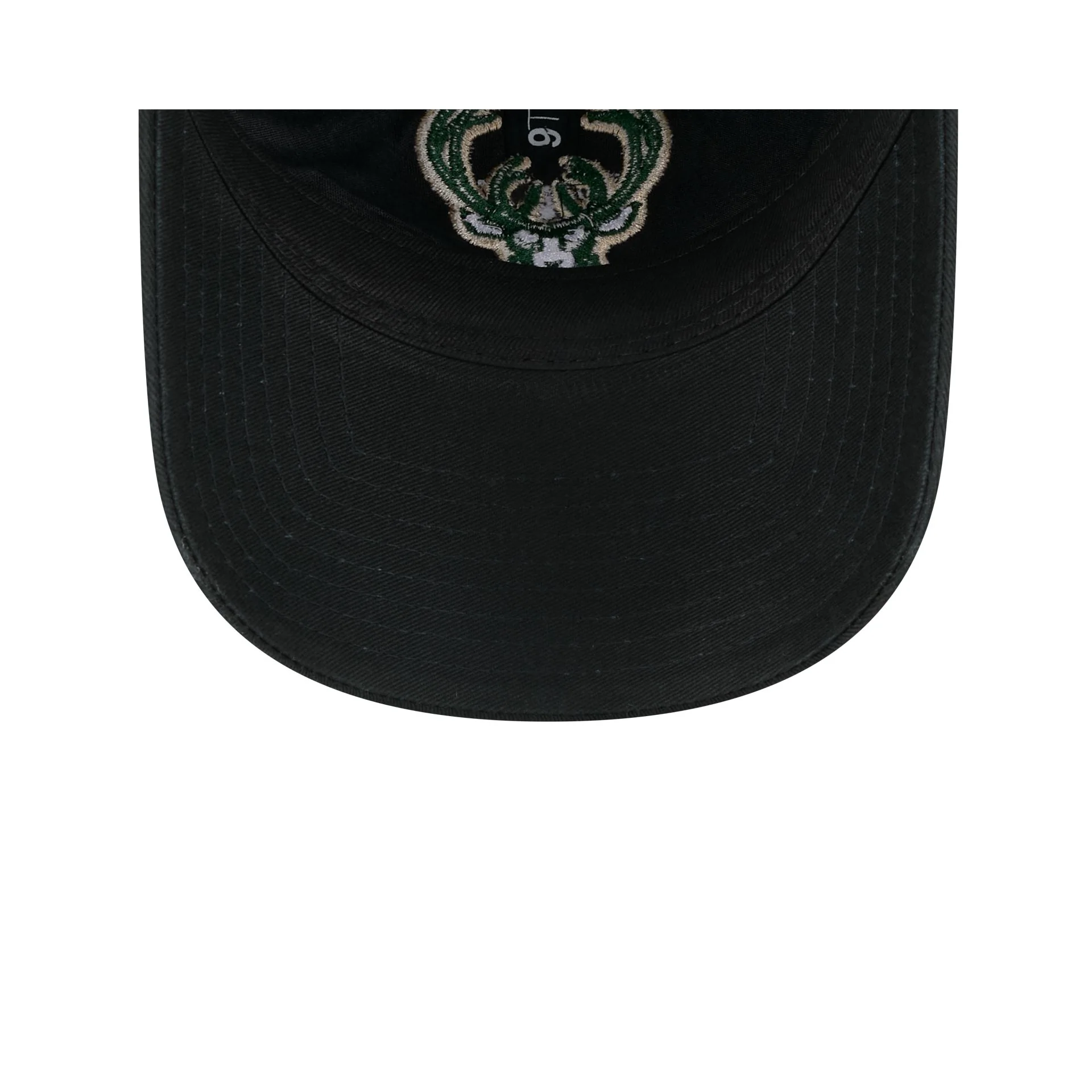 Milwaukee Bucks Black 9TWENTY Adjustable Hat