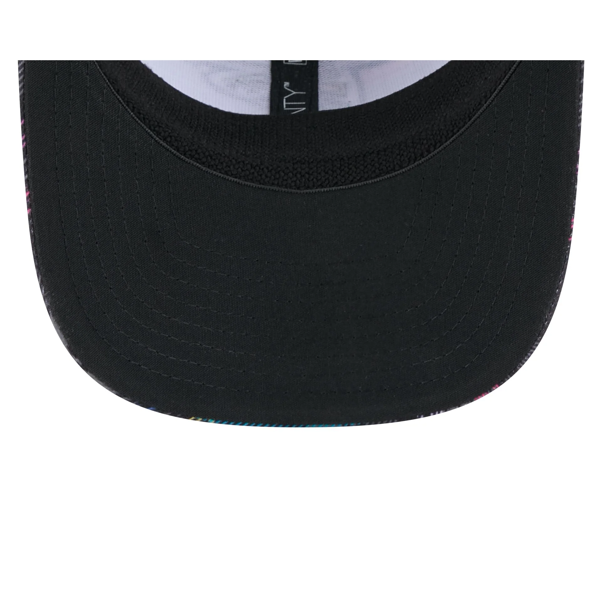 Atlanta Falcons 2024 Crucial Catch 9SEVENTY Trucker Hat