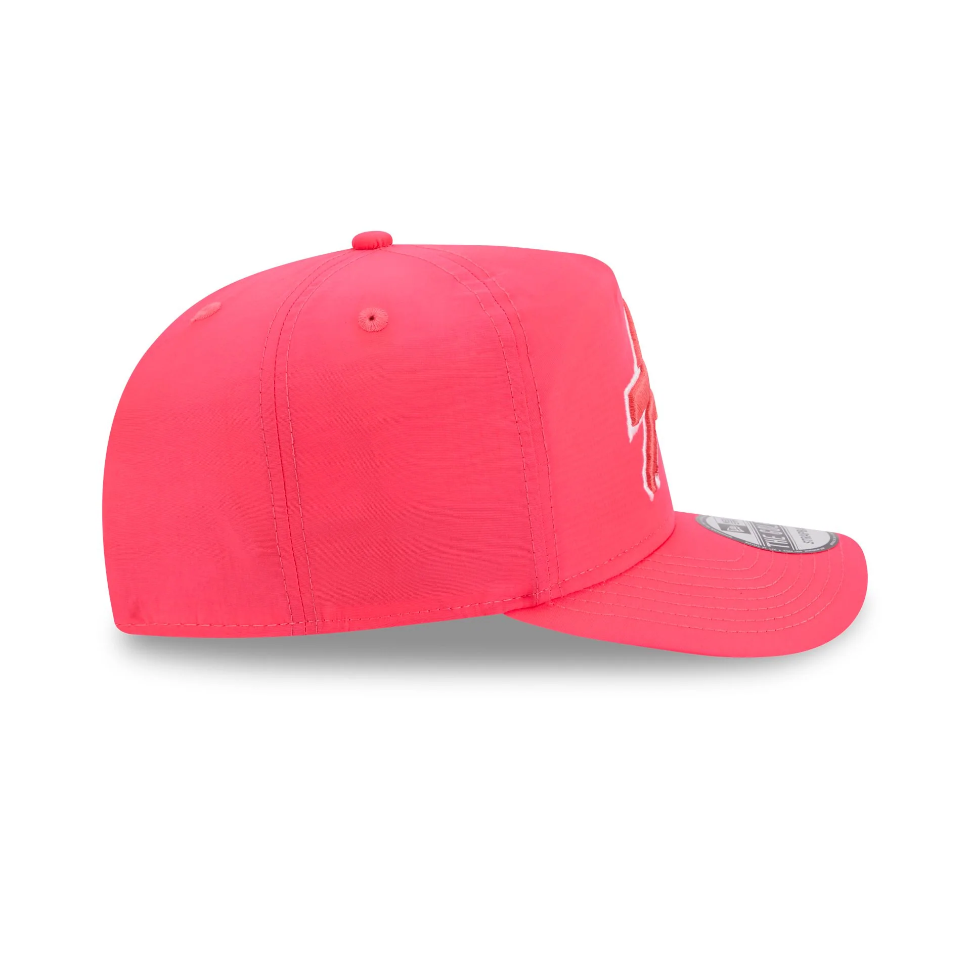Buffalo Bills Everyday Nylon Pink Golfer Hat