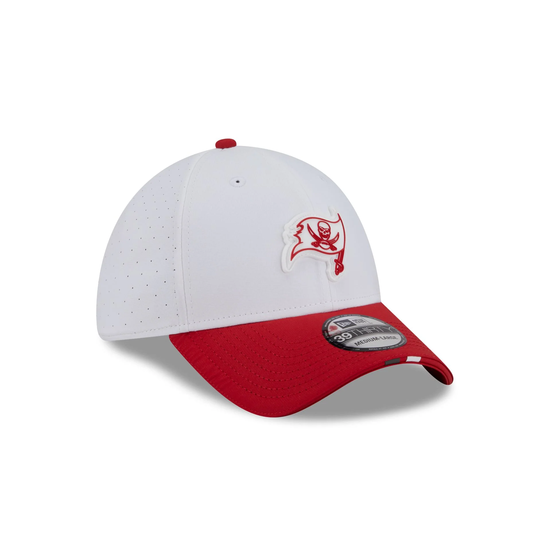 Tampa Bay Buccaneers 2025 Training 39THIRTY Stretch Fit Hat