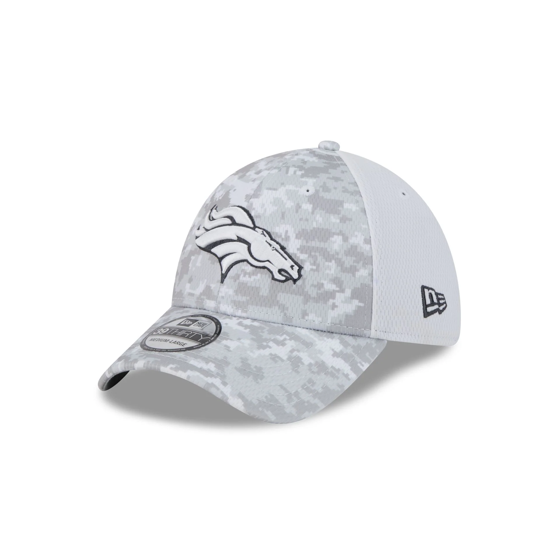 Denver Broncos 2024 Salute to Service 39THIRTY Stretch Fit Hat