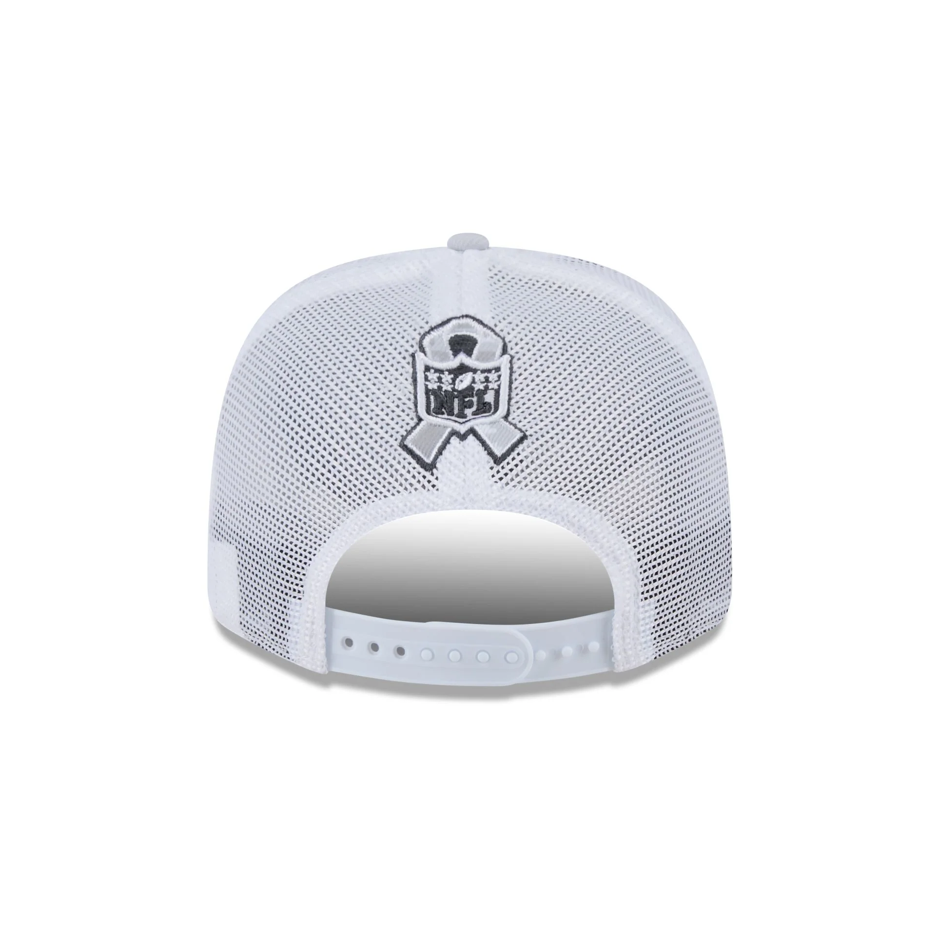 Washington Commanders 2024 Salute to Service 9SEVENTY Trucker Hat